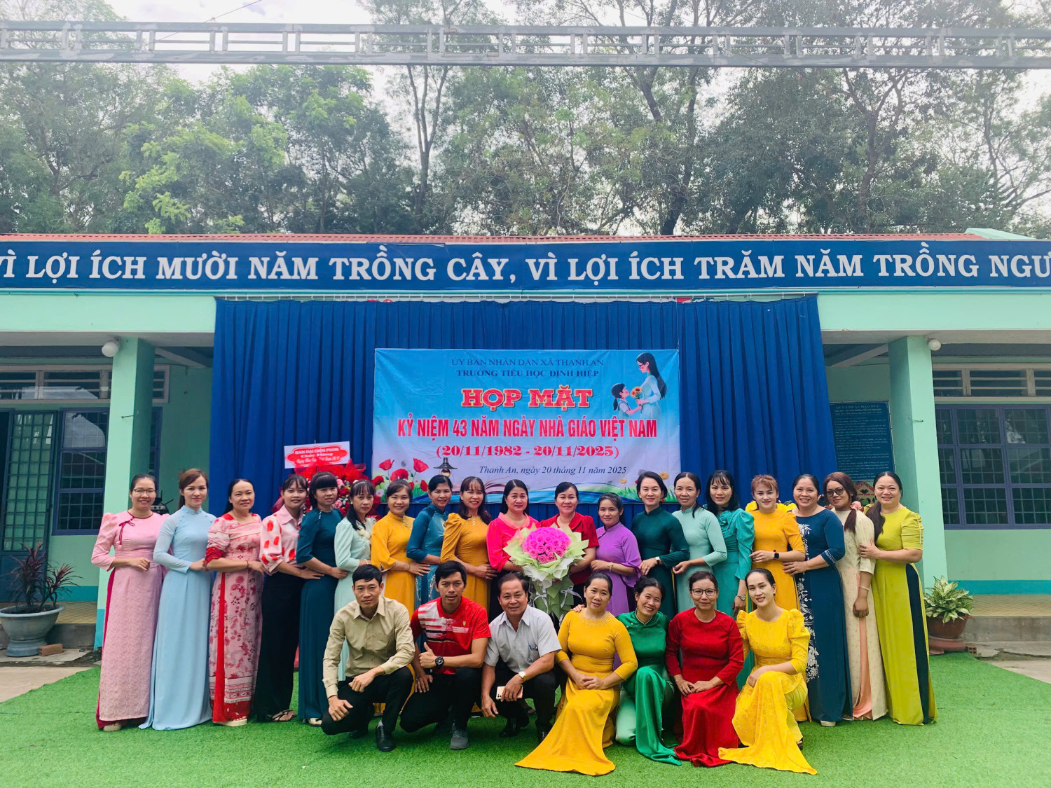 z7242770255971 cdadf0891afc7c2f2766abc97c656a8f